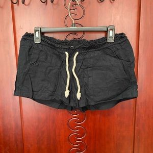 Womens Roxy Black Shorts size Large